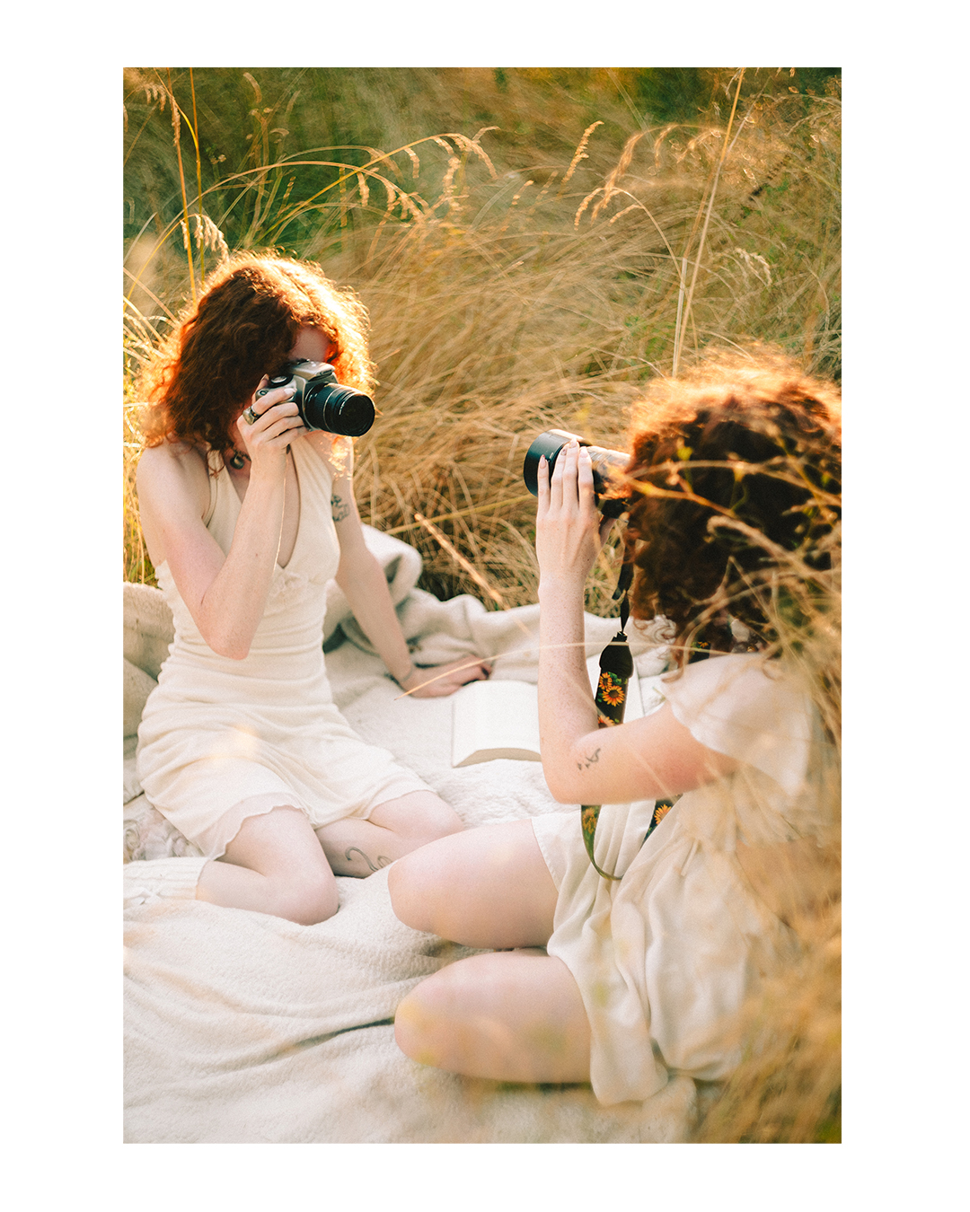 Emotive Creative Portraits of Twin Sisters at Golden Hour — photograph 16 of 20